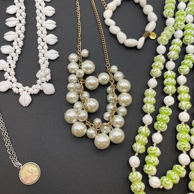 White theme necklaces and one bracelet