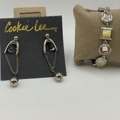 Cookie Lee bracelet and earrings