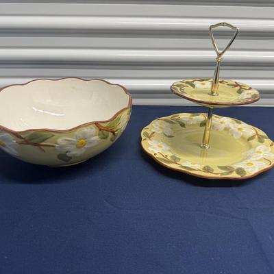 Sandland Primitives White Dogwood Tiered Stand & Bowl – Hand Painted Stoneware