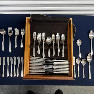 Vintage Nobility Plate Silverplate Flatware Set – Floral Pattern – Service for 12 (Approx.)