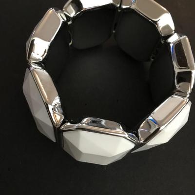 Sale Photo Thumbnail #132: Please see attached photos