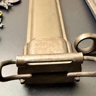 WW2 Military Bayonet with Scabbard plus 3 Badges