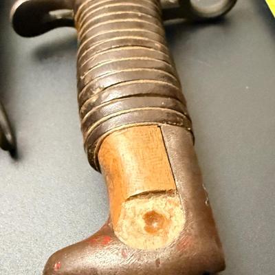 WW2 Military Bayonet with Scabbard plus 3 Badges
