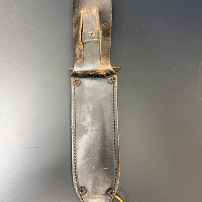 Antique c1920’s or earlier Russell Green River works Knife & Sheath