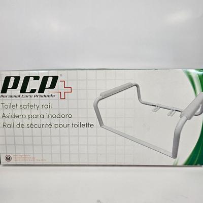 LOT 34: American Heart Association Family & Friends CPR Anytime Training Kit, HoMedics Cordless Percussion Body Massager with...