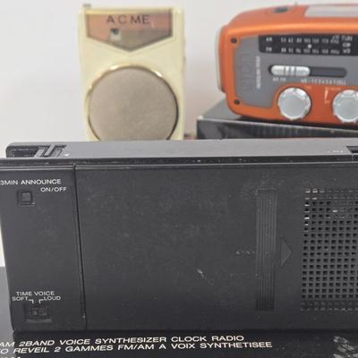 LOT 36: Lafayette SWR & Field Strength Meter, Realistic Hand Held Portable AM-FM Radio, Sony Tick-Talk Clock Radio, Etón Microlink...