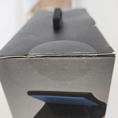 LOT 39: Notebook Travel Surge Protecter, Tech and Go Braided Earphones, Soleus Running Watch, Dashboard Phone Mount, Multiple Screen...