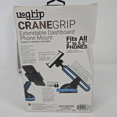 LOT 39: Notebook Travel Surge Protecter, Tech and Go Braided Earphones, Soleus Running Watch, Dashboard Phone Mount, Multiple Screen...