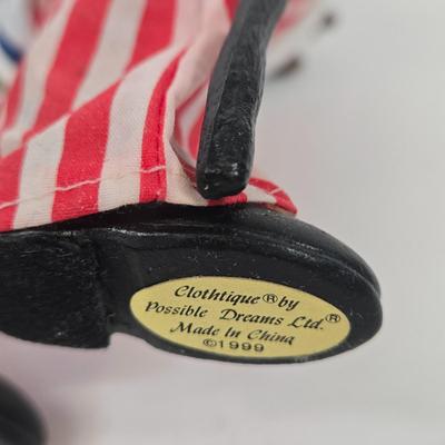 LOT 90: Possible Dreams Clothtique Santa Figurines with Original Boxes