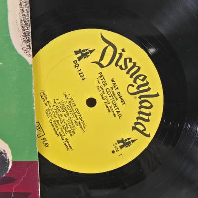 LOT 102: Vintage Power Tronic Solid State Phonograph and Multiple Children's Albums