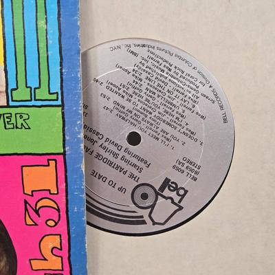 LOT 102: Vintage Power Tronic Solid State Phonograph and Multiple Children's Albums