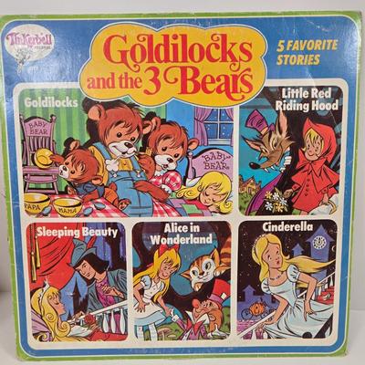 LOT 102: Vintage Power Tronic Solid State Phonograph and Multiple Children's Albums