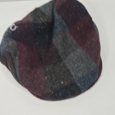 LOT 104: Large Collection and Variety of Men's Hats
