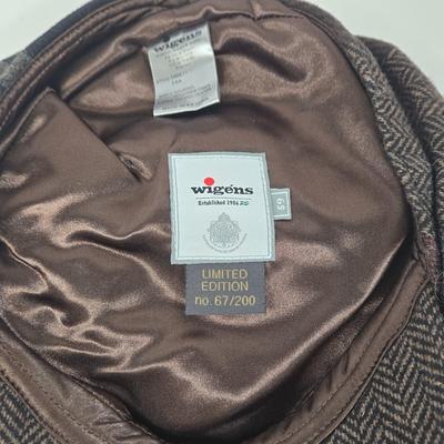 LOT 104: Large Collection and Variety of Men's Hats