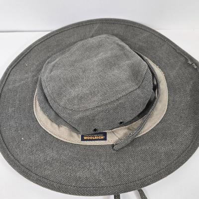 LOT 104: Large Collection and Variety of Men's Hats