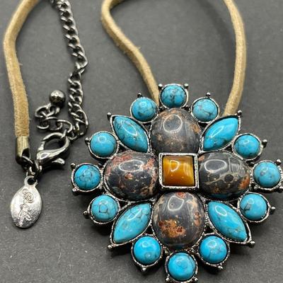 Park Lane pendant, Skrimshaw pendant and more