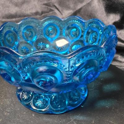 Vintage L.E. Smith “Moon & Stars” Blue Glass Compote Bowl / Candy Dish – Mid-Century Collectible