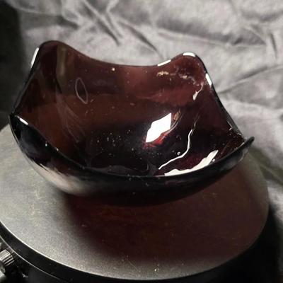 Mid-Century Amethyst Art Glass Freeform Bowl – MCM Murano-Style Sculptural Catchall Dish