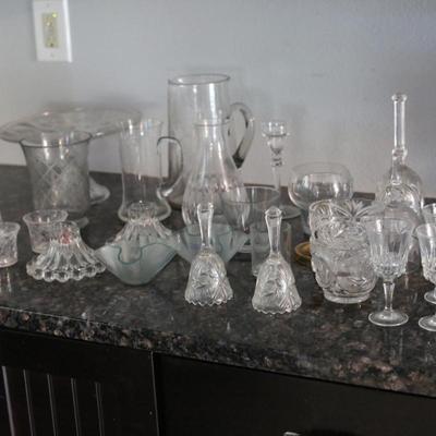 Sale Photo Thumbnail #91: Elegant glassware collection