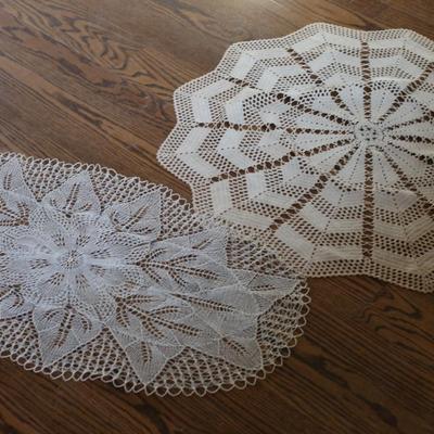 Sale Photo Thumbnail #102: Vintage Doilies