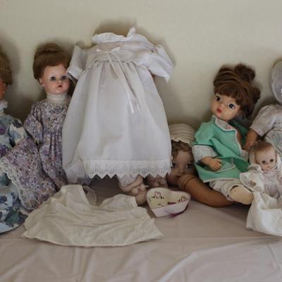 Sale Photo Thumbnail #108: Vintage Dolls