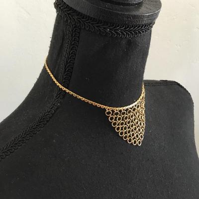 Beautiful, vintage, gold toned collar statement necklace