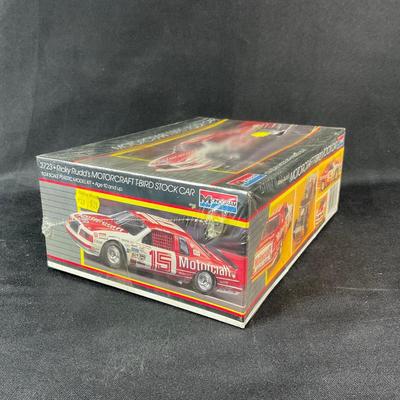 Sale Photo Thumbnail #212