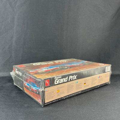 Sale Photo Thumbnail #217