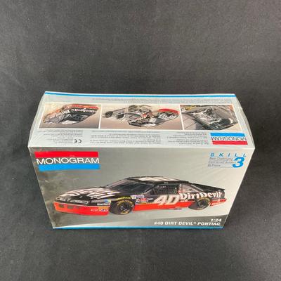 Sale Photo Thumbnail #300