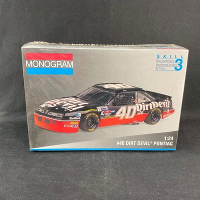 Sale Photo Thumbnail #299