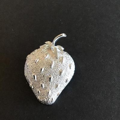 Sale Photo Thumbnail #187: Beautiful Vintage Silver tone Sarah Coventry strawberry brooch Please see attached photos