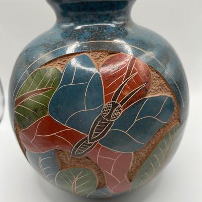 Nicaraguan Signed Jose Lopez folk art vase