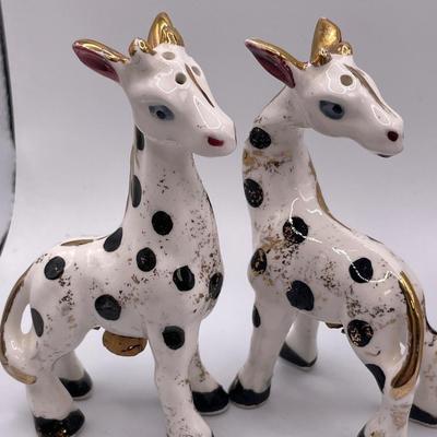 Giraffe and bunny S&P shakers