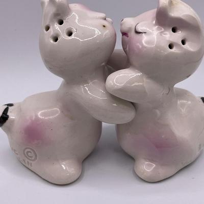 Giraffe and bunny S&P shakers