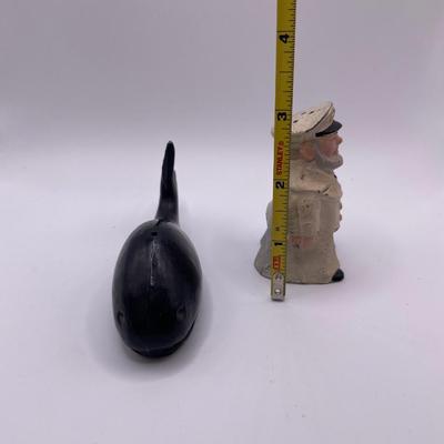 Cast Metal Moby Dick Shaker Set