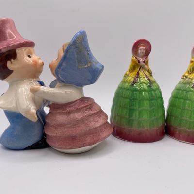 Kissing couple and S. belle S&P Shakers