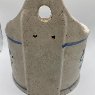 Stoneware hanging salt box