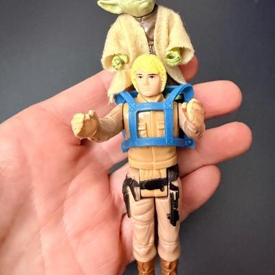 Vintage Star Wars Luke Skywalker Bespin Yoda Jedi 1980