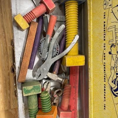 The American teach and fun tool chest