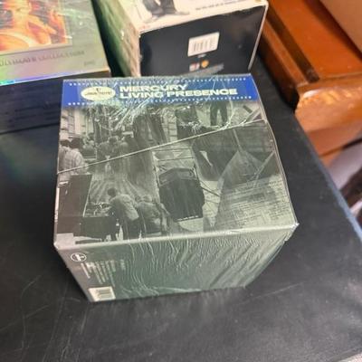 Sale Photo Thumbnail #167