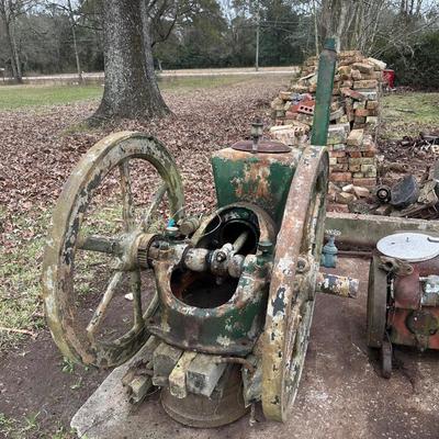 Large Antique Hit & Miss Stationary Engine