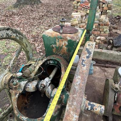 Large Antique Hit & Miss Stationary Engine