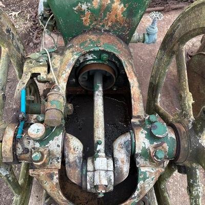 Large Antique Hit & Miss Stationary Engine