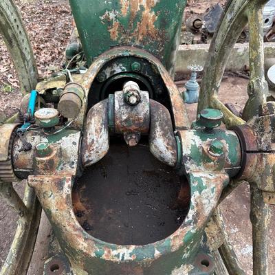 Large Antique Hit & Miss Stationary Engine