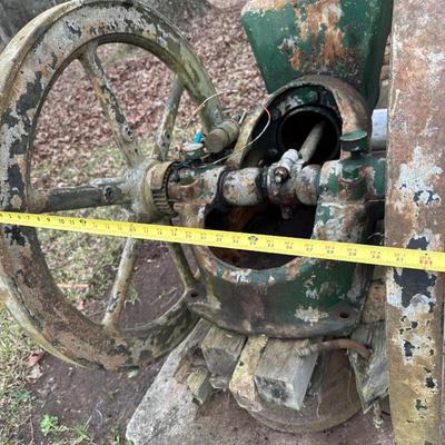 Large Antique Hit & Miss Stationary Engine