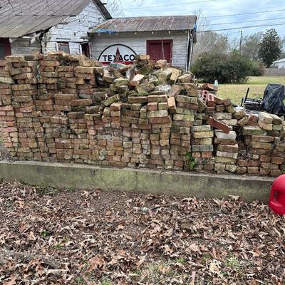 Antique Chicago Common Brick – Solid Clay Salvage Bricks (Large Lot)