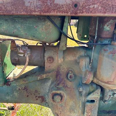 Vintage John Deere Model 40-S Tractor – Complete, Patina, Farm Find