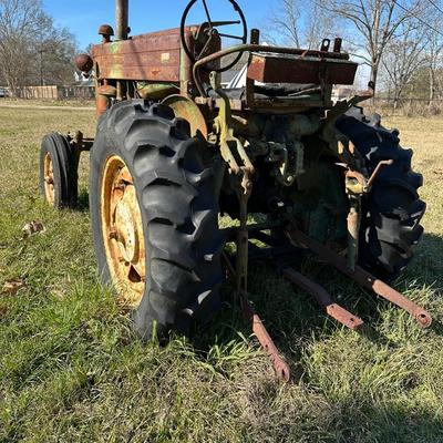 Vintage John Deere Model 40-S Tractor – Complete, Patina, Farm Find