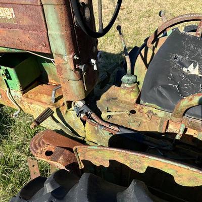 Vintage John Deere Model 40-S Tractor – Complete, Patina, Farm Find