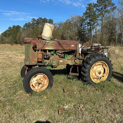Vintage John Deere Model 40-S Tractor – Complete, Patina, Farm Find